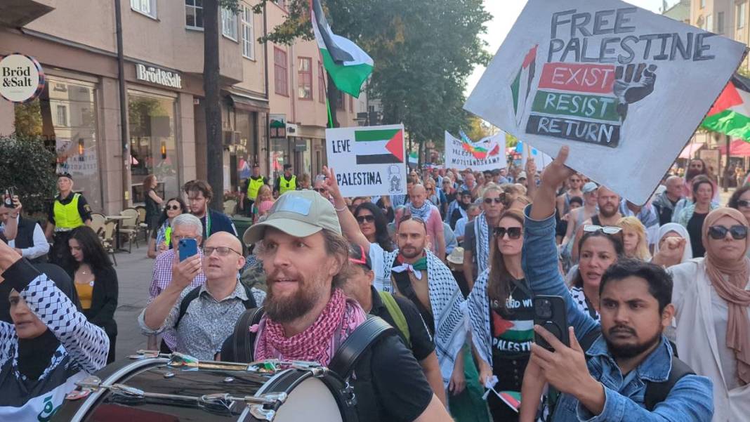 İsrail'in Stockholm Büyükelçiliği önünde Filistin'e destek gösterisi 2